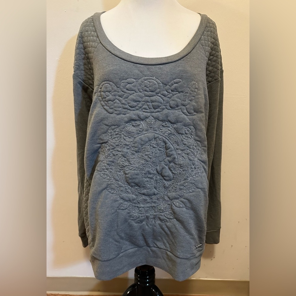 Torrid Rebel Wilson Sweatshirt Women Gray Quilted Plus Size Long Sleeve